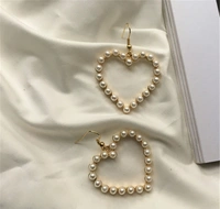 Arzonai European and American Hot-Selling Fashion Personality Original Geometric Hoop Earrings Swirl Petals Minimalist Earrings Women - Free Size, Alloy, Pearl, Pack of1